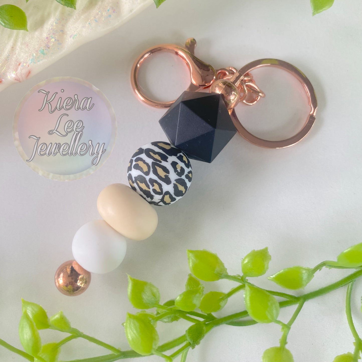 Glam Donna Leopard Keyring