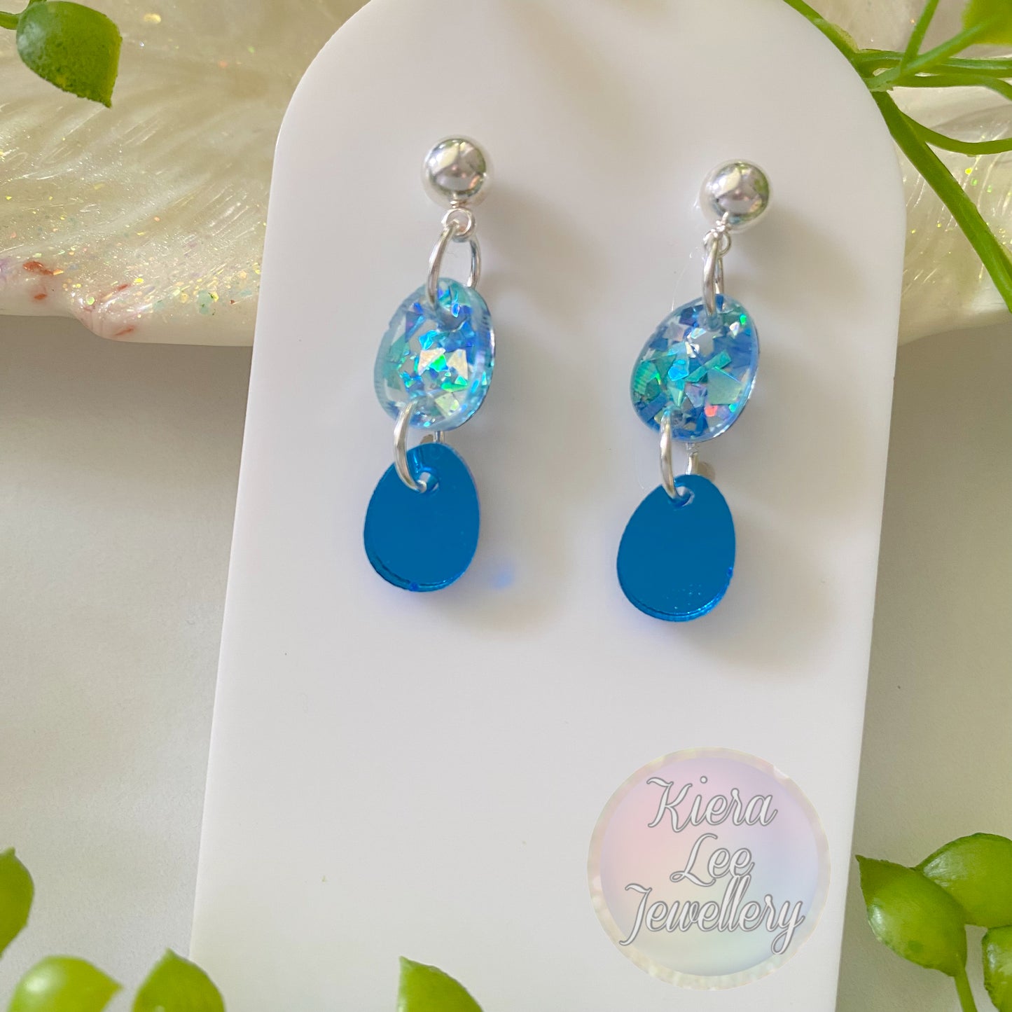 Elva Dainty Dangle Earrings