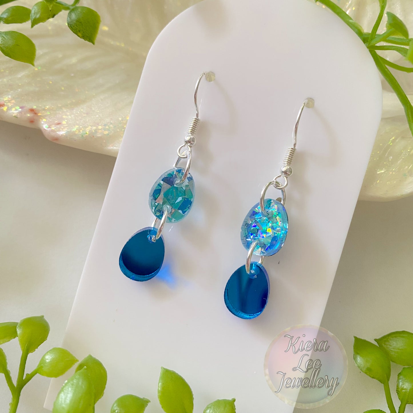 Elva Dainty Dangle Earrings