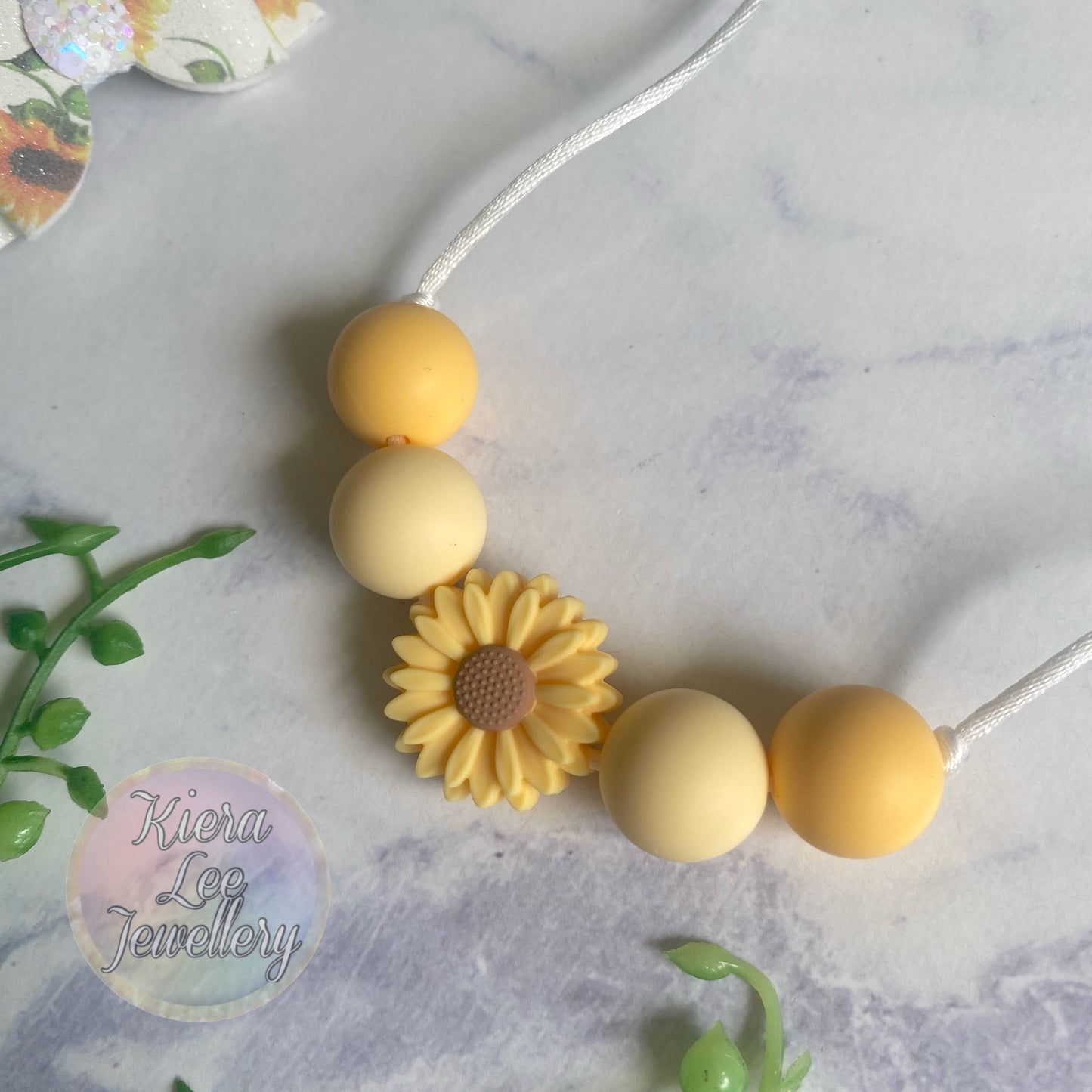 Alyssa Flower - Kids Necklace