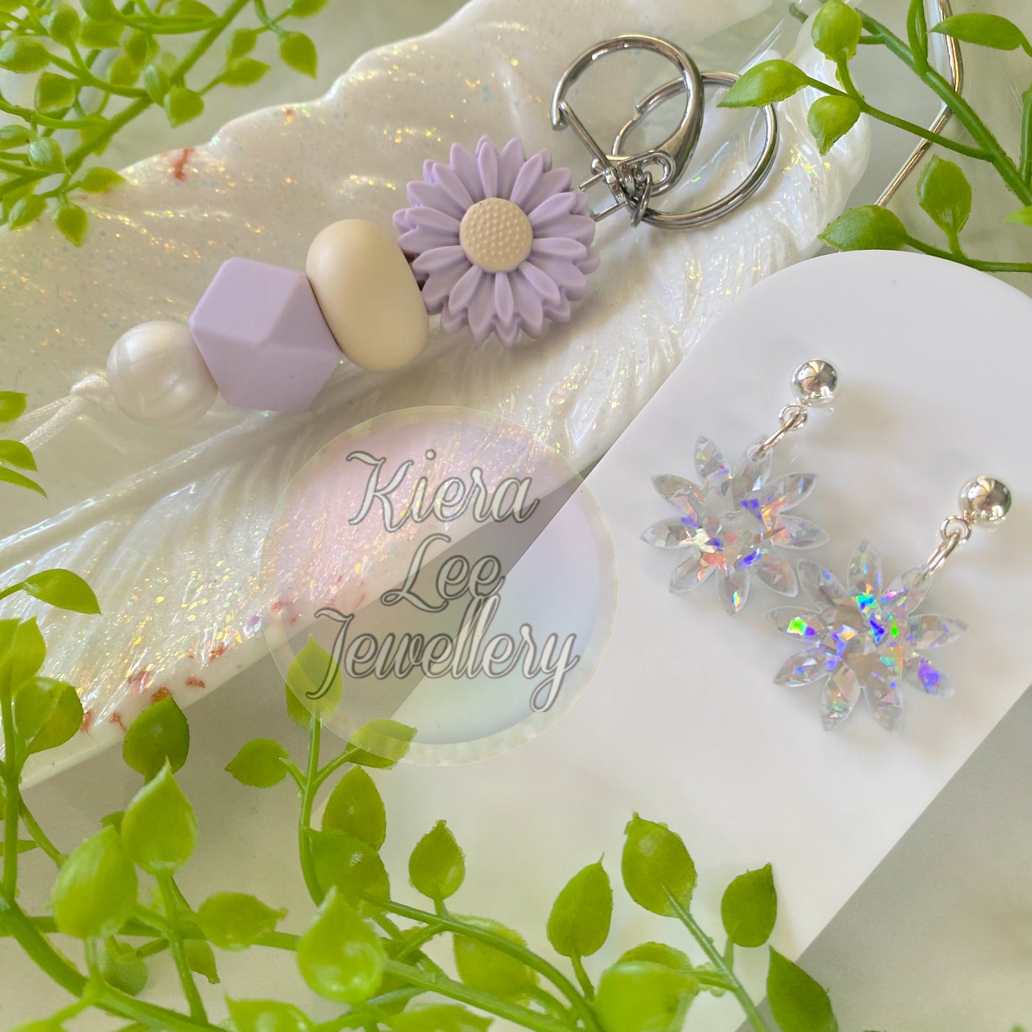 Eliza Dangle Earrings & Joy Keyring Floral Set (Mother’s Day)
