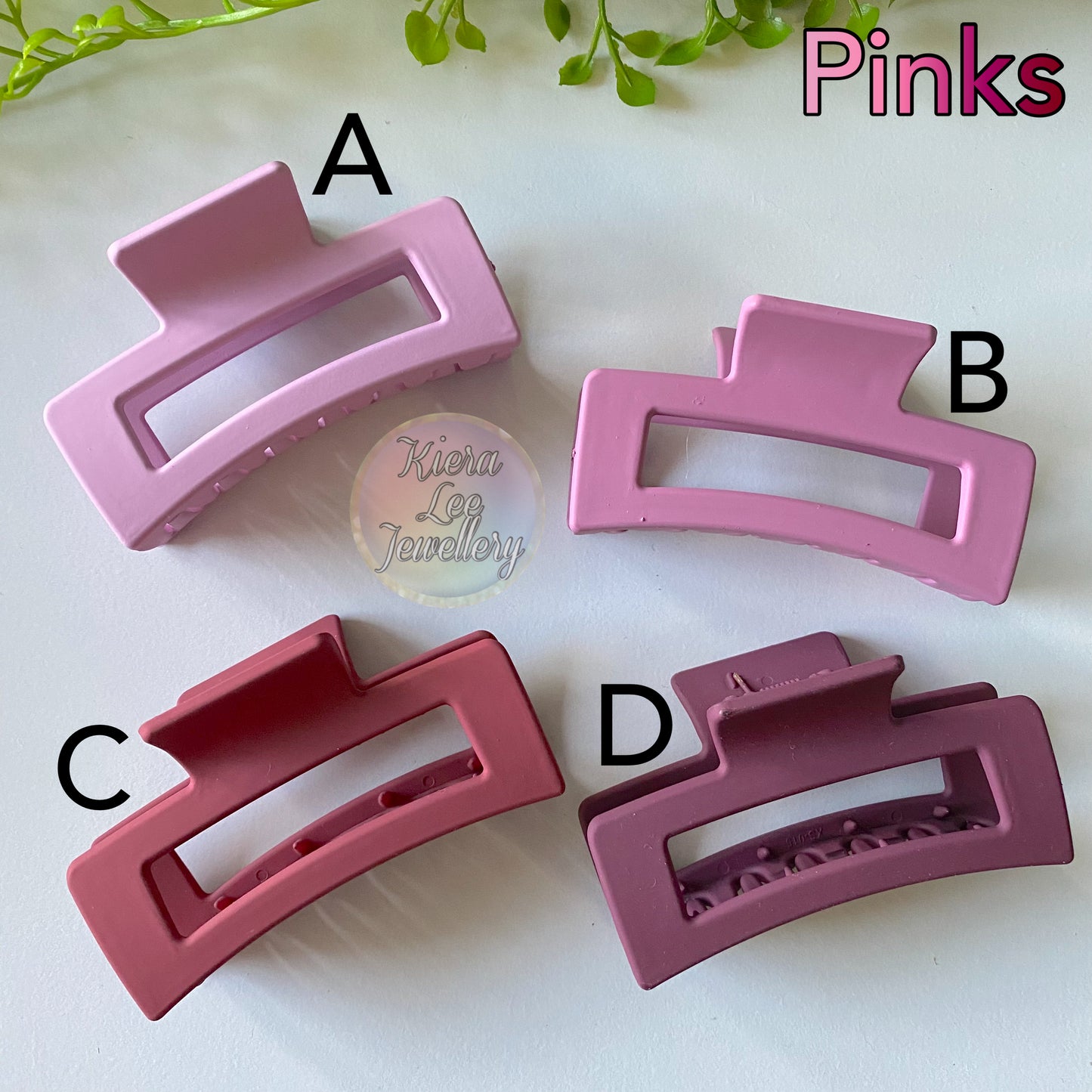Lily Hair Claw Clip