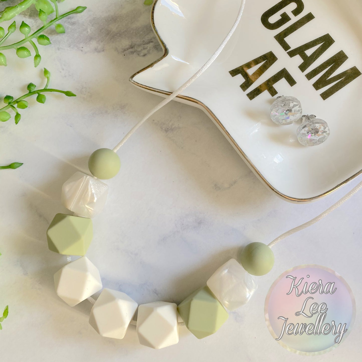 Alexandra Adults Necklace