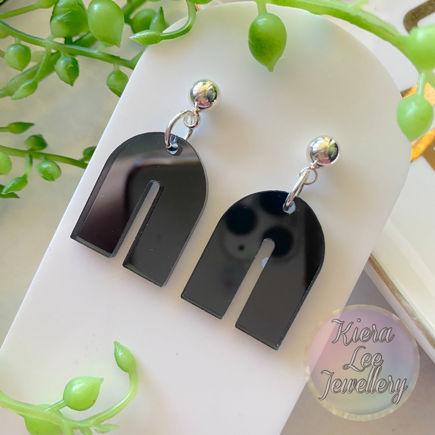 Kerry Earrings