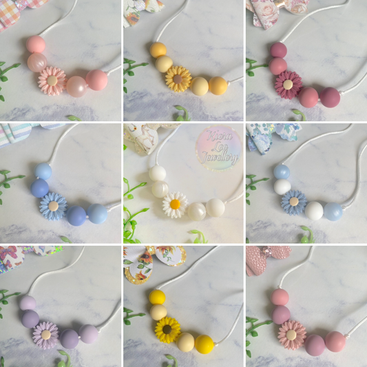 Alyssa Flower - Kids Necklace