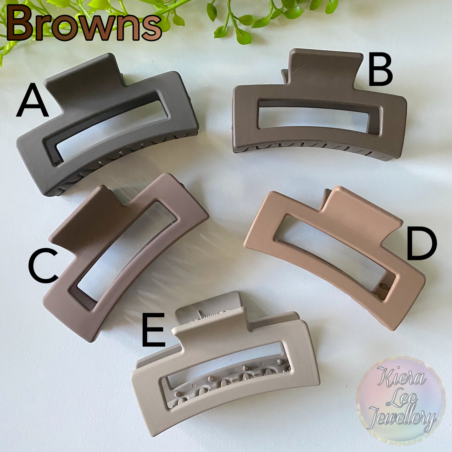 Lily Hair Claw Clip