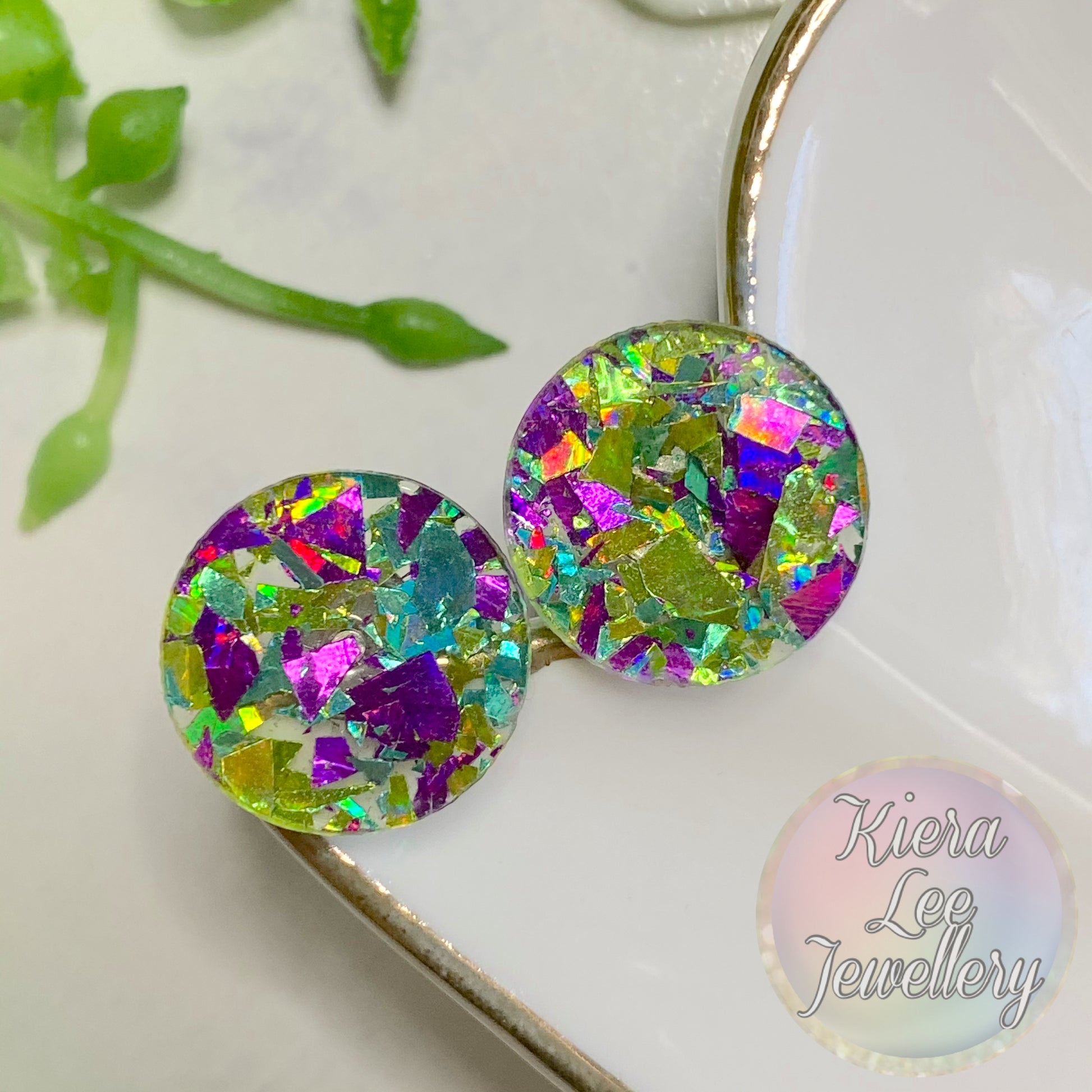 Round acrylic stud earrings, colour: chunky glitter in green/purple holographic mix